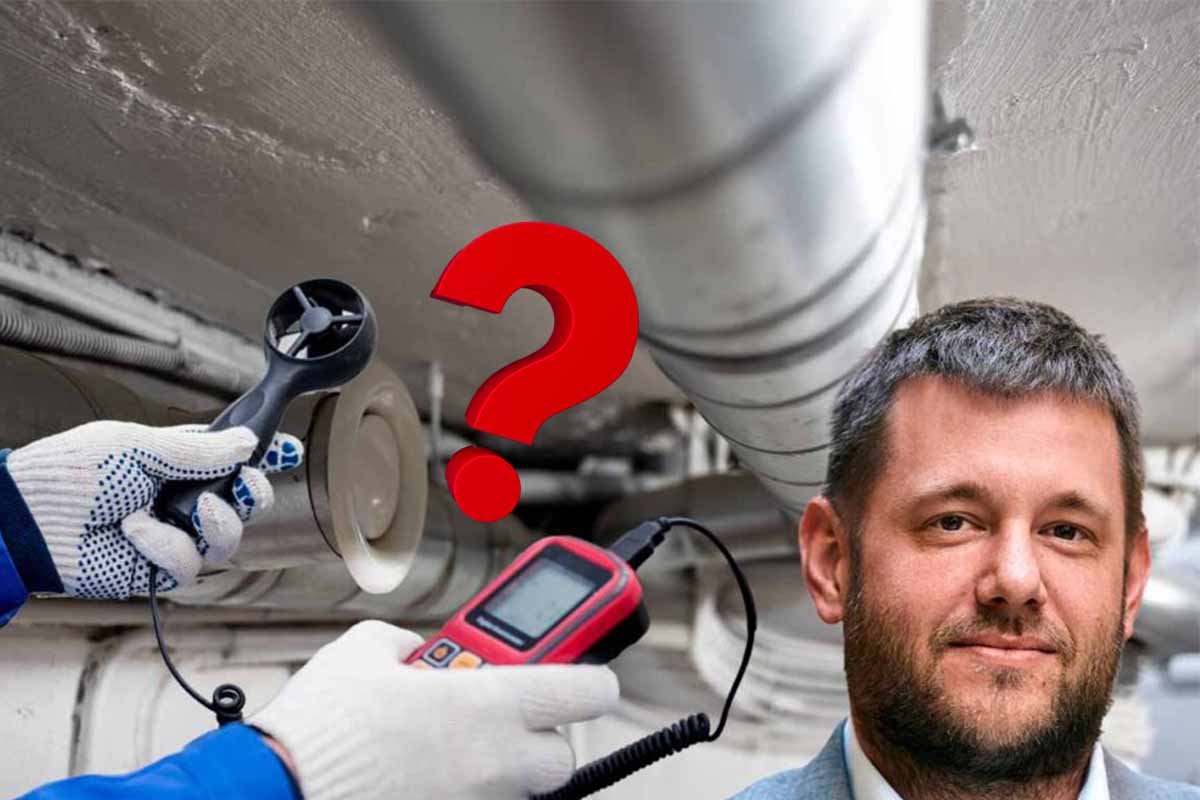 Andreas Martinsson Björkdal, Svensk Ventilation, framför ventilationskanal.
