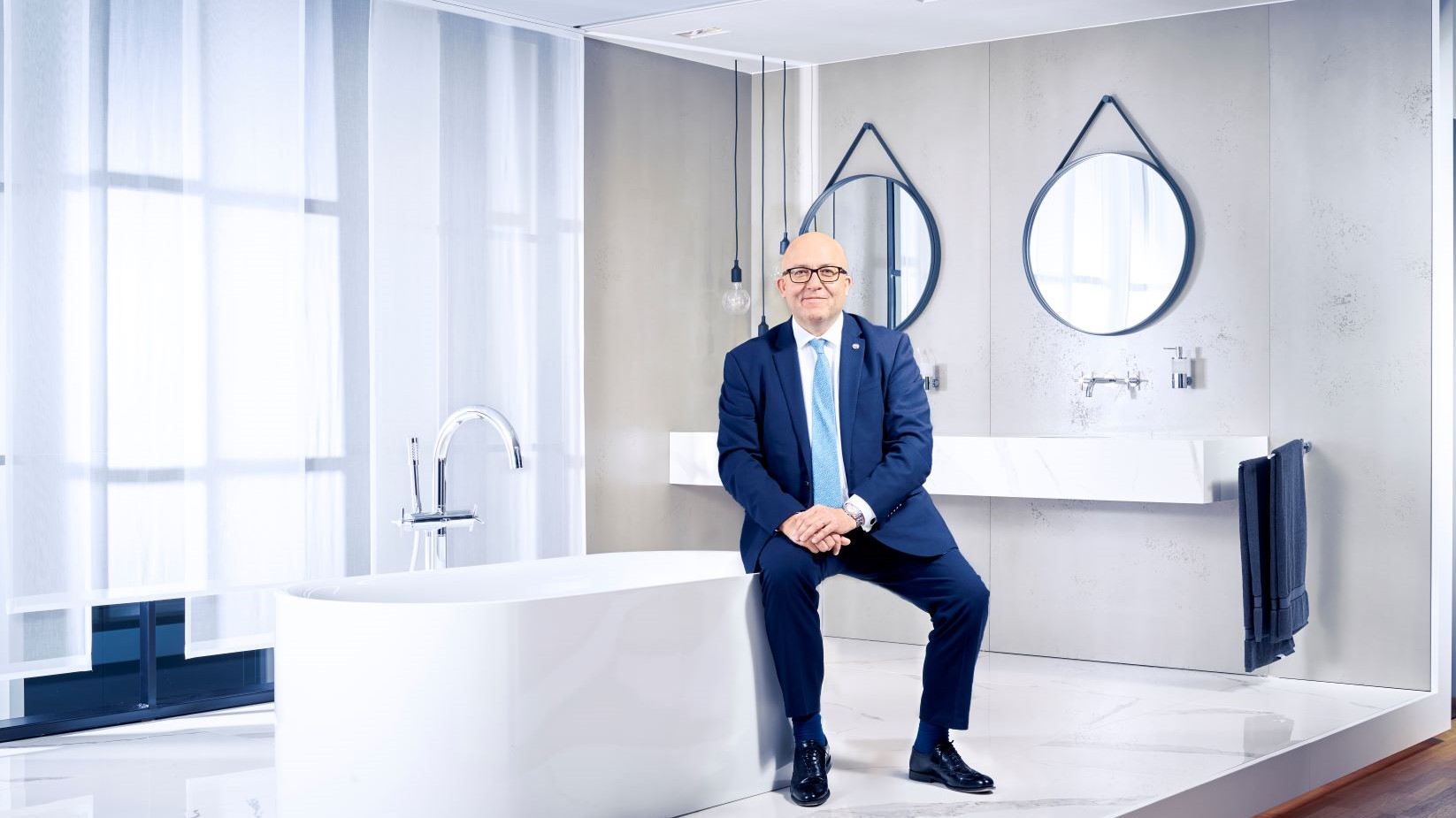 Jonas Brennwald tror att pandemin kommer att leda till en utgallring bland sanitetsleverantörerna. Vinnare blir företagen med egen produktion samt starka varumärken och finanser. Foto: Grohe